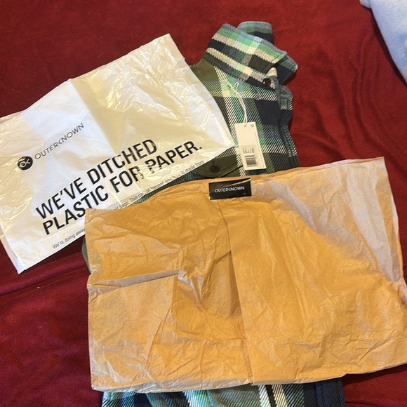 Outerknown blanket shirt NWT - Picture 4 of 4